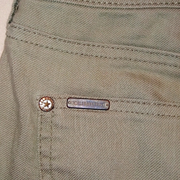 Celebrity Pink Green Shorts – Size 5/27 - Picture 8 of 9